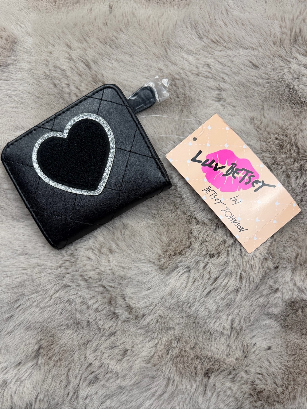 NWT Betsey Johnson - “Pretty Fluffy Heart” Black Quilted Wallet.